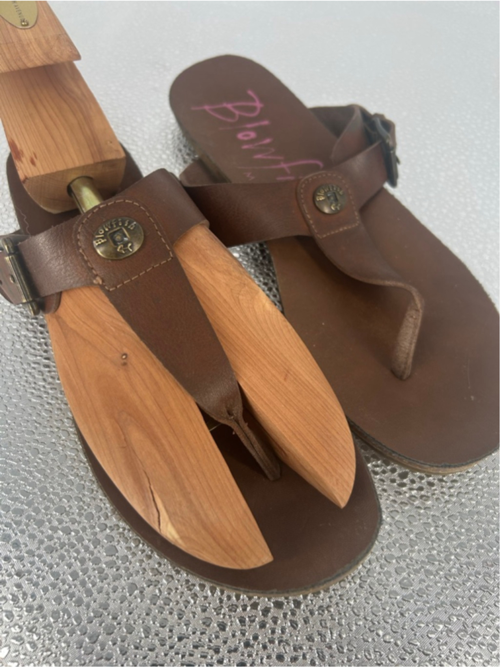 Women's Blowfish Malibu Brown Sandals Size 7.5 w Pink Logo